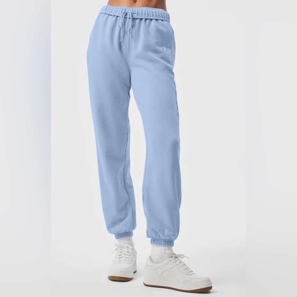 Alo Accolade Sweatpants Seashell Blue, Size Small